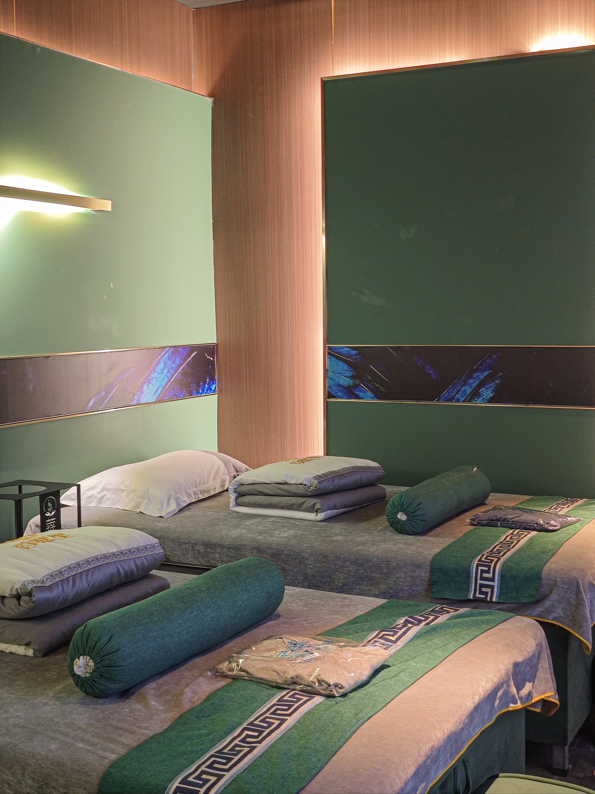 蓉熙里&middot;4K影院足道&middot;简餐小憩(春熙路店)