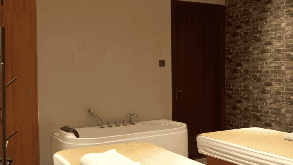 秀林居養生館 &middot; 按摩 &middot; 禪拍 &middot; SPA 十年以上中醫推拿師 - 特色艾灸調理